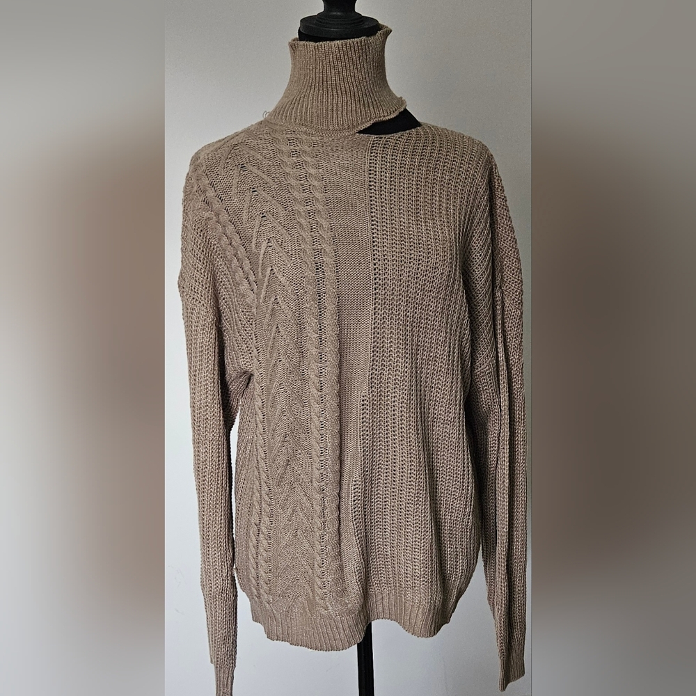 Light Brown Lightweight Turtle Neck Cable Knit Sweater w/ Neck Slit- Size M NWOT